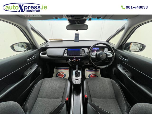 Image for 2020 Honda Fit 1.5 E:HEV HOME Automatic, Reversing camera