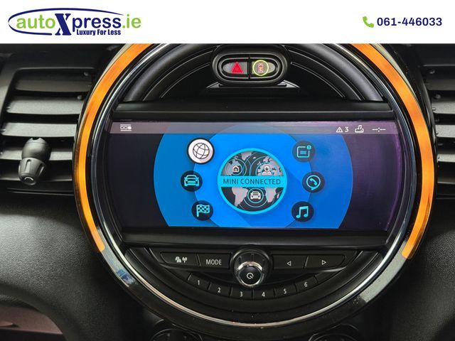 Image for 2020 Mini Cooper S D 2.0 Automatic, Reversing camera