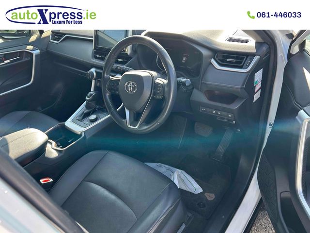 Image for 2022 Toyota Rav4 4WD HYBRID G, Reversing camera, Automatic