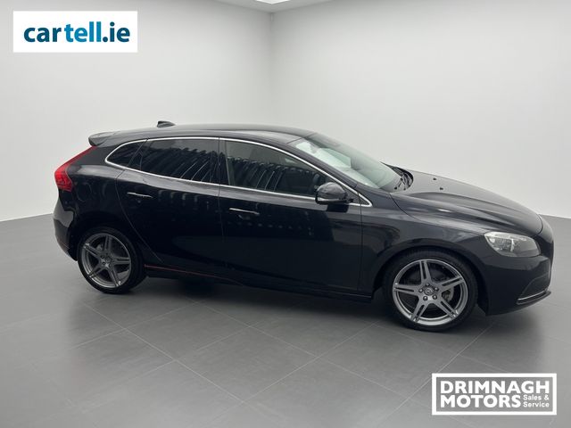 Image for 2014 Volvo V40 High Spec auto with upgraded alloys 