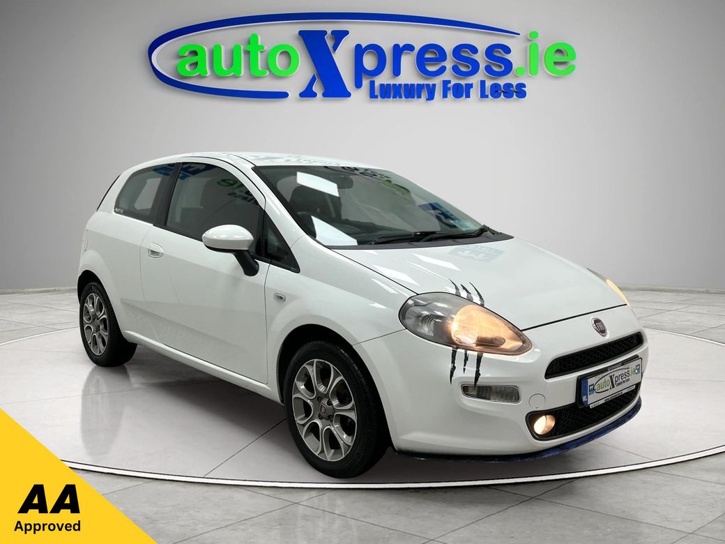 Image for 2015 Fiat Punto 1.4 Easy 3-Door Hatchback