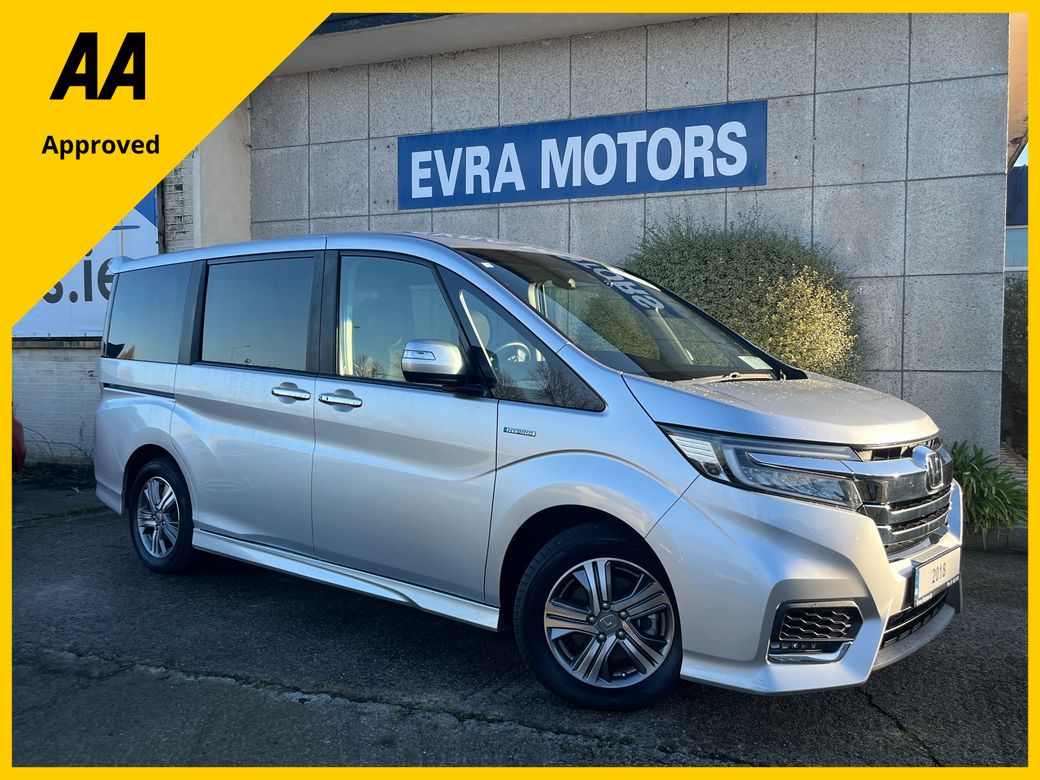 Image for 2018 Honda Stepwagon 7 SEATER SPADA AUTOMATIC HYBRID 2.0 PETROL //KEYLESS ENTRY//POWER SLIDING DOORS//ADAPTIVE CRUISE CONTROL//REVERSE CAMERA//