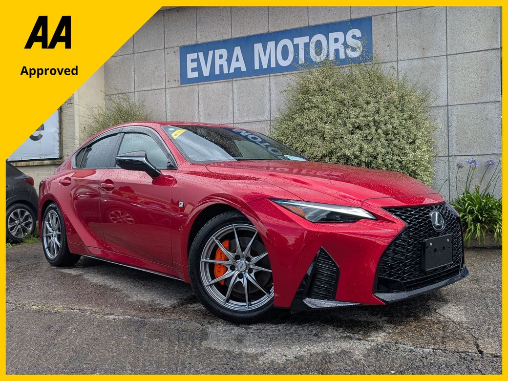 Image for 2023 Lexus IS 300h F SPORT MODE BLACK 3 HYBRID AUTOMATIC 2.5 PETROL //HIGH SPEC//HALF LEATHER ELECTRIC HEATED/COOLED SEATS//HEATED STEERING WHEEL//SUN ROOF//ADAPTIVE CRUISE CONTROL//KEYLESS ENTRY//