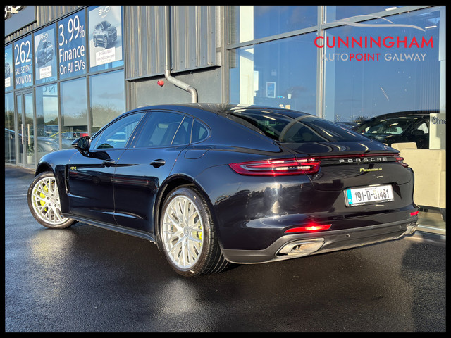 Image for 2019 Porsche Panamera 4 e-hybrid 