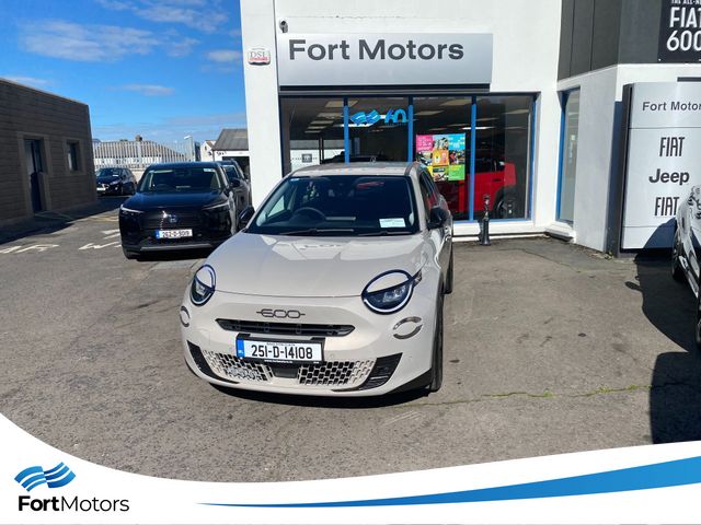 Image for 2025 Fiat 600 Dolcevita 1.2 Hybrid 