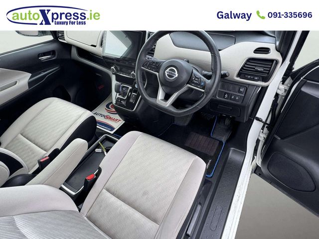 Image for 2020 Nissan Serena 7 SEAT E-POWER HIGHWAY STAR V Hybrid Automatic, Reversing camera