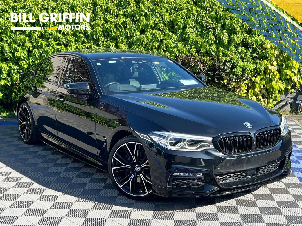 Image for 2019 BMW 5 Series 530e M-SPORT COMPETITION 2.0 HYBRID // FULL SERVICE HISTORY // MASSAGE COOLED & HEATED SEATS // 360 PARKING CAMERAS