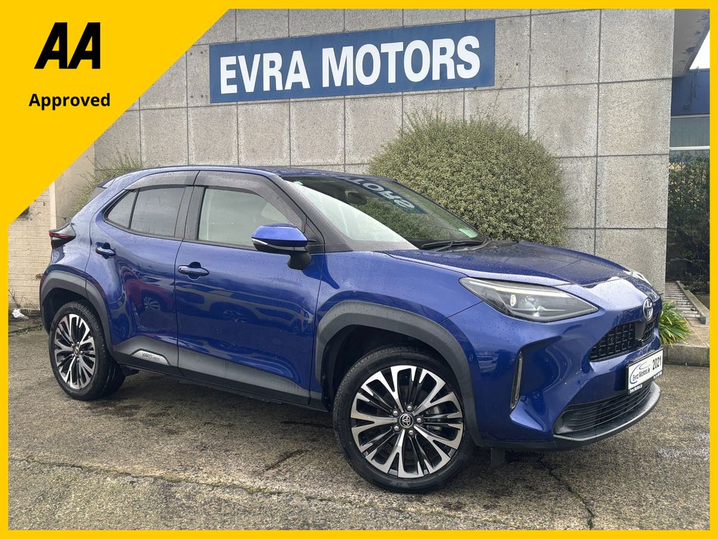 Image for 2021 Toyota Yaris Cross Z HYBRID AUTOMATIC 1.5 PETROL //MASSIVE SPEC//HALF LEATHER HEATED SEATS//KEYLESS ENTRY//360 PARKING CAMERAS//