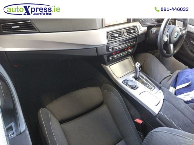Image for 2016 BMW 5 Series M-SPORT 523D, Sunroof, Reversing camera