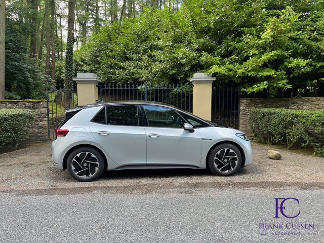 Image for 2021 Volkswagen ID.3 Family 150BHP 58KWH Panoramic Roof 