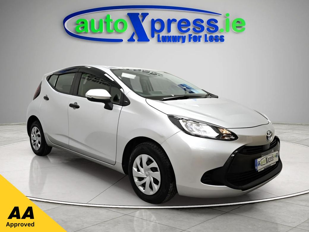 Image for 2021 Toyota Aqua 1.5 SELF CHARGING HYBRID Automatic, Reversing camera