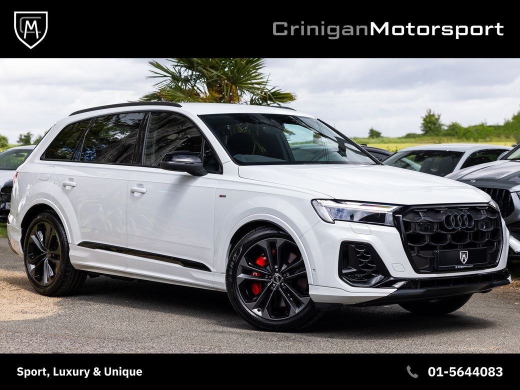 Image for 2026 Audi Q7 TFSI e S Line Black Edition