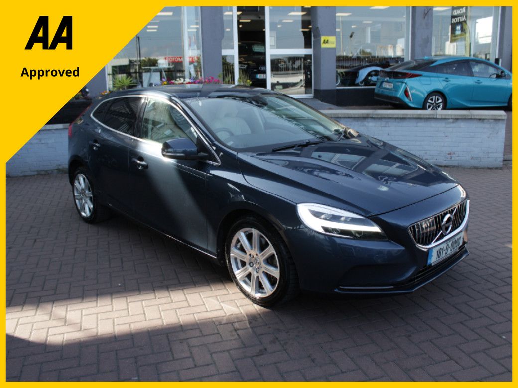 Image for 2018 Volvo V40 D4 INSCRIPTION 5DR HATCHBACK AUTOMATIC // WITH 137, 000 KM'S // BUY WITH CONFIDENCE AA AND SIMI APPROVED DEALER 2026 // FINANCE ARRANGED // ALL TRADE INS WELCOME //