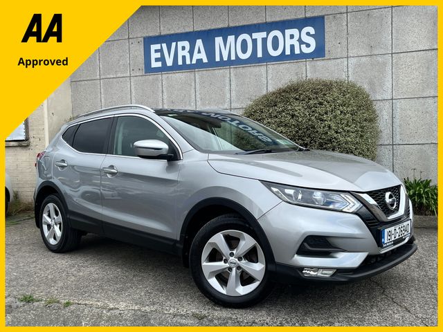 Image for 2019 Nissan Qashqai SV PETROL MANUAL //PANORAMIC GLASS ROOF//REVERSE CAMERA//SAT NAV//