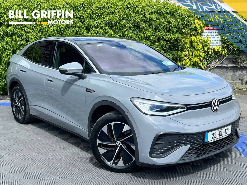 Image for 2023 Volkswagen ID.5 PRO BUSINESS 77KWH // 19" DIAMOND CUT ALLOYS // LEATHER/ALCANTARA INTERIOR // APPLE CARPLAY/ANDROID AUTO