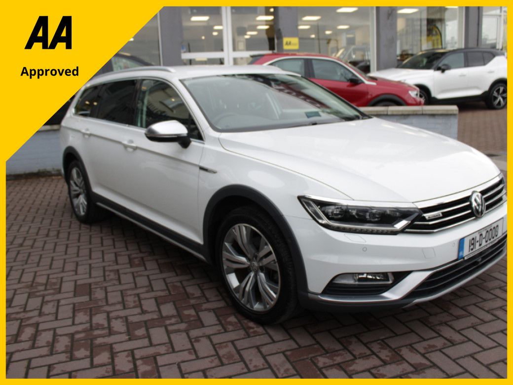 Image for 2019 Volkswagen Passat 2.0TDI 150BHP ALLTRACKEDITION 5DR ESTATE AUTOMATIC // STUNNING CAR WITH ONLY 108, 000 KMS // BUY WITH CONFIDENCE AA AND SIMI APPROVED DEALER 2025 // FINANCE ARRANGED // ALL TRADE INS WELCOME //