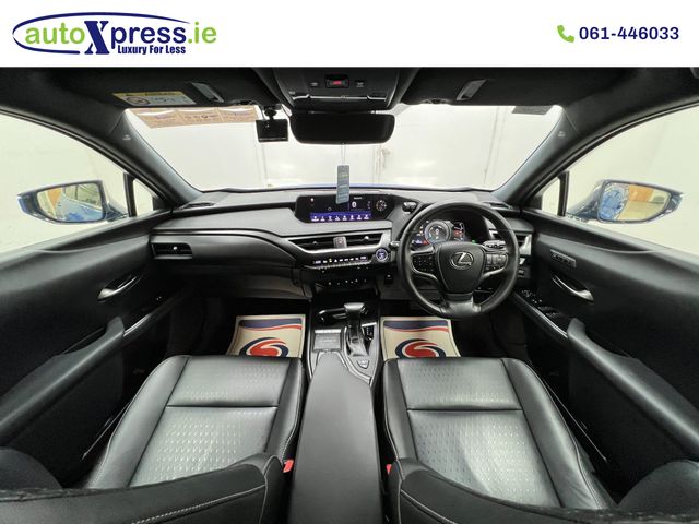 Image for 2020 Lexus UX 250H 2.0 Hybrid, Reversing camera