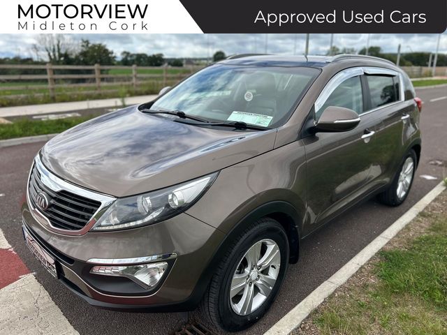 Image for 2013 Kia Sportage 1.7D IMMACULATE CONDITION, LIKE NEW FULLY SERVICED, USB Connection, Parking Sensors, Multi-Function Steering Wheel, 