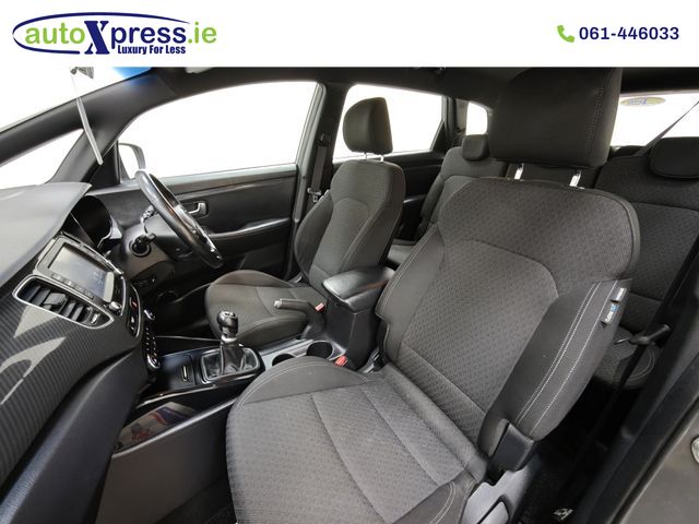 Image for 2017 Kia Carens 1.7 Diesel 7-Seater