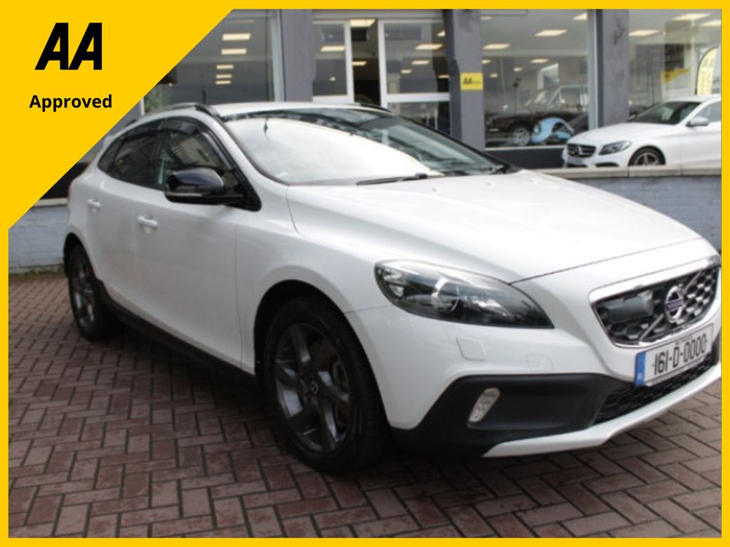 Image for 2016 Volvo V40 Cross Country 