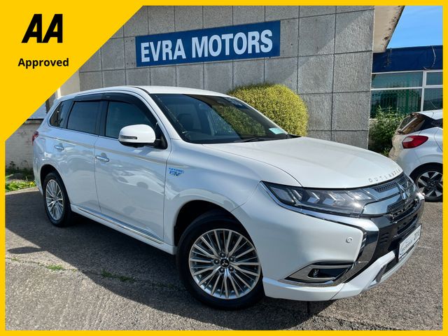 Image for 2018 Mitsubishi Outlander HYBRID AUTOMATIC PLUG IN PETROL //HIGH SPEC//LOW MILES// 