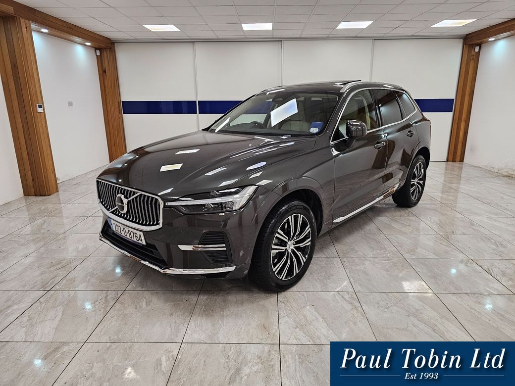 Image for 2022 Volvo XC60 B4 INSCRIPTION // PANORMAIC ROOF