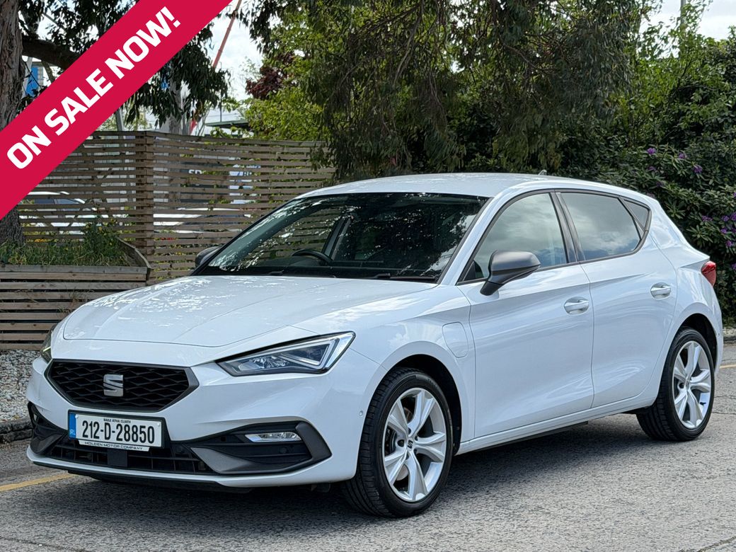 Image for 2021 SEAT Leon FR. Apple CarPlay