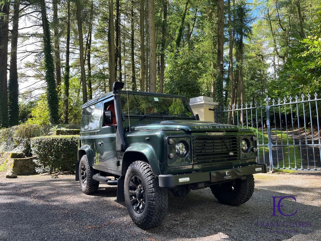 Image for 2010 Land Rover Defender 90 County HARD TOP