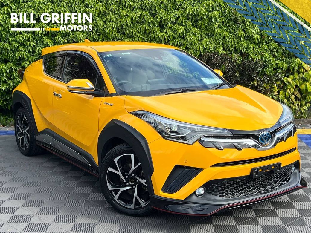Image for 2018 Toyota C-HR 1.8 HYBRID AUTO // 18" DIAMOND CUT ALLOYS // HALF LEATHER HEATED SEATS // PARKING SENSORS