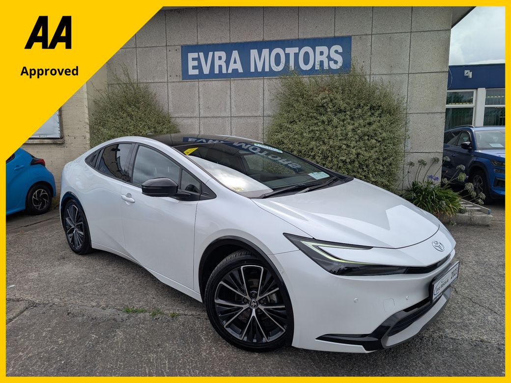 Image for 2023 Toyota Prius Z HYBRID AUTOMATIC 2.0 PETROL //MASSIVE SPEC//FULL LEATHER HEATED/COOLED SEATS//360 PARKING CAMERAS//PANORAMIC GLASS ROOF//