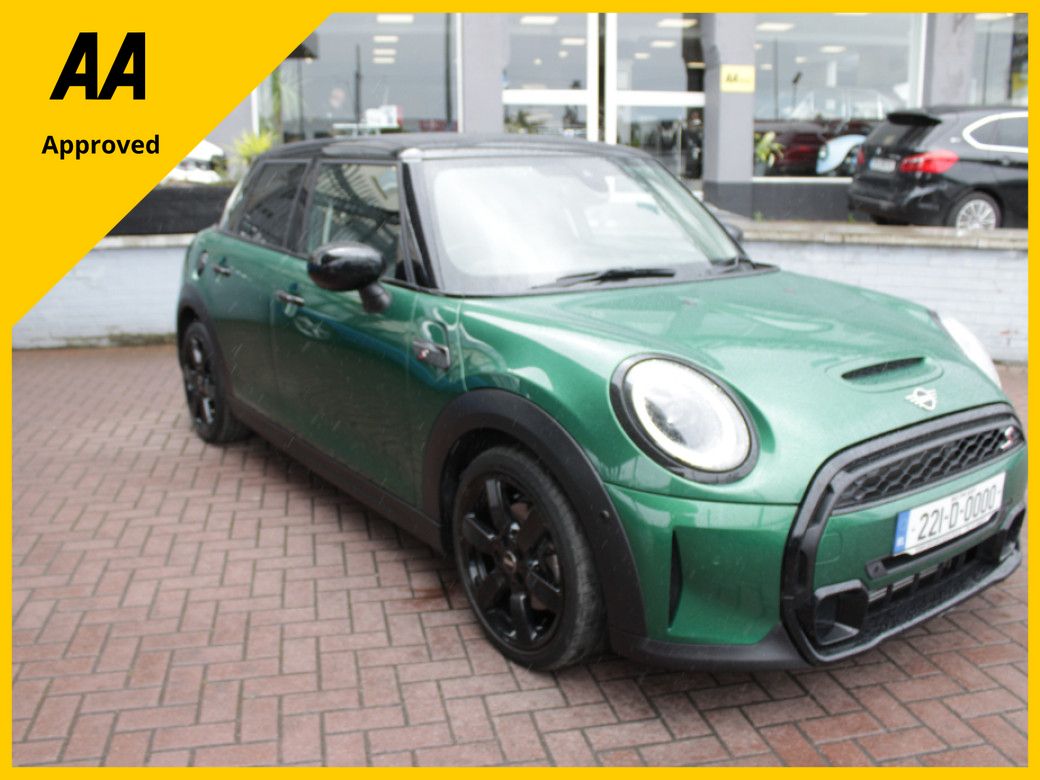 Image for 2022 Mini Cooper 2.0 SD COOPER EDITION 5DR HATCHBACK AUTO // AS NEW CONDITION THROUGHOUT // BUY WITH CONFIDENCE AA AND SIMI APPROVED DEALER 2026 // FINANCE ARRANGED // ALL TRADE INS WELCOME //