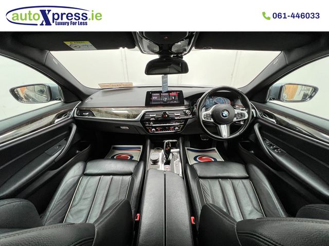 Image for 2018 BMW 5 Series 523D M-SPORT Automatic, Reverse camera