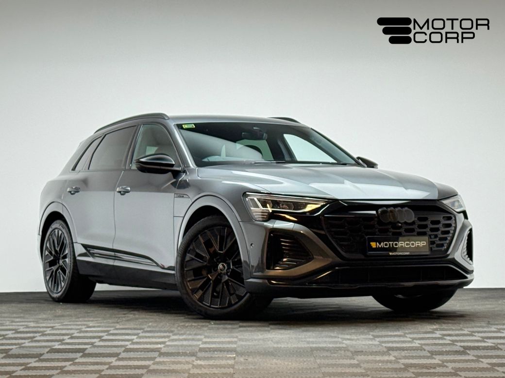 Image for 2023 Audi Q8 e-tron 50 BLACK EDITION QUATTRO
