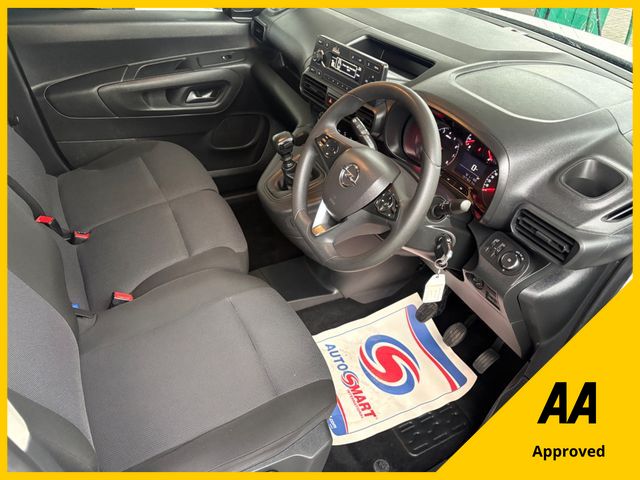 Image for 2022 Opel Combo 1.5 CDTi 100PS SWB 
