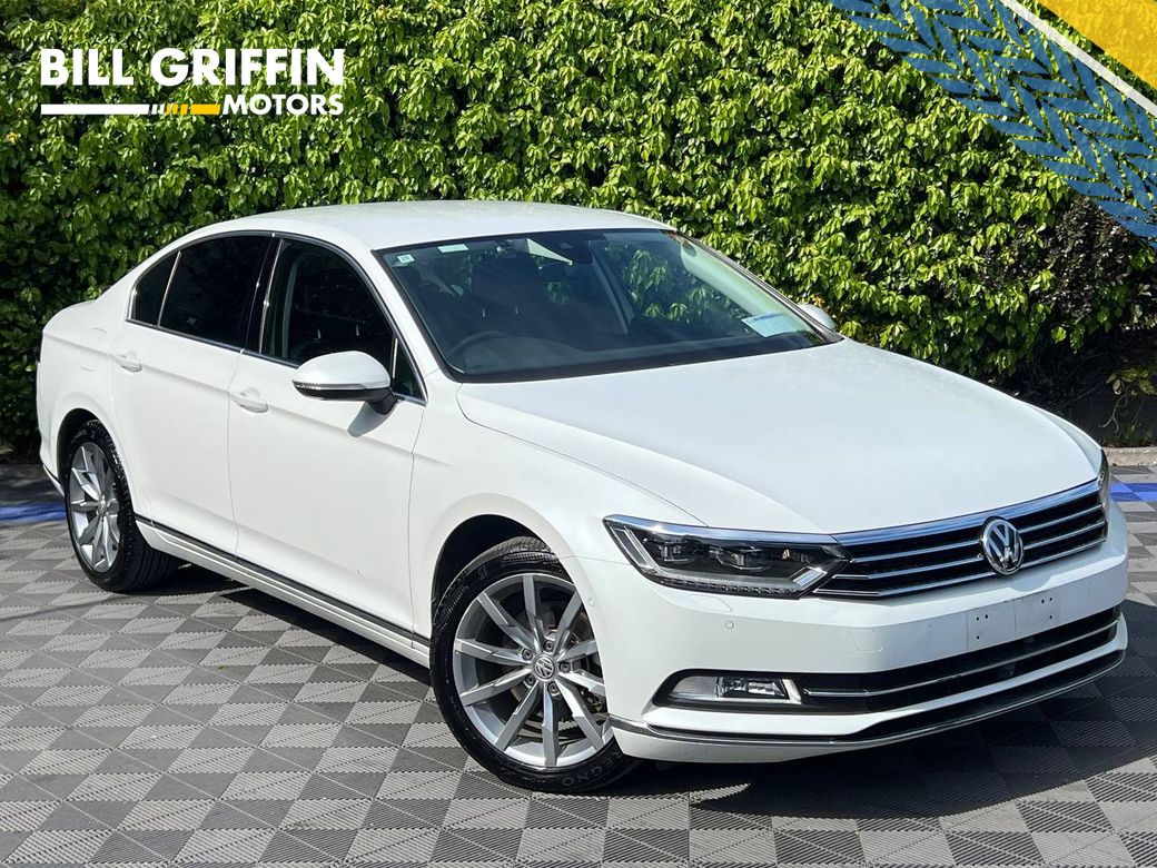 Image for 2018 Volkswagen Passat HIGHLINE 2.0 TDI AUTO // VERY LOW MILEAGE // LEATHER HEATED COOLED SEATS // 360 PARKING CAMERAS