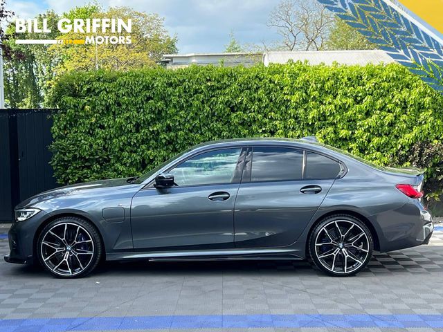 Image for 2020 BMW 3 Series 330e M-SPORT COMPETITION 2.0 HYBRID // FULL SERVICE HISTORY // NEW 20" M3 ALLOYS // 360 PARKING CAMERAS