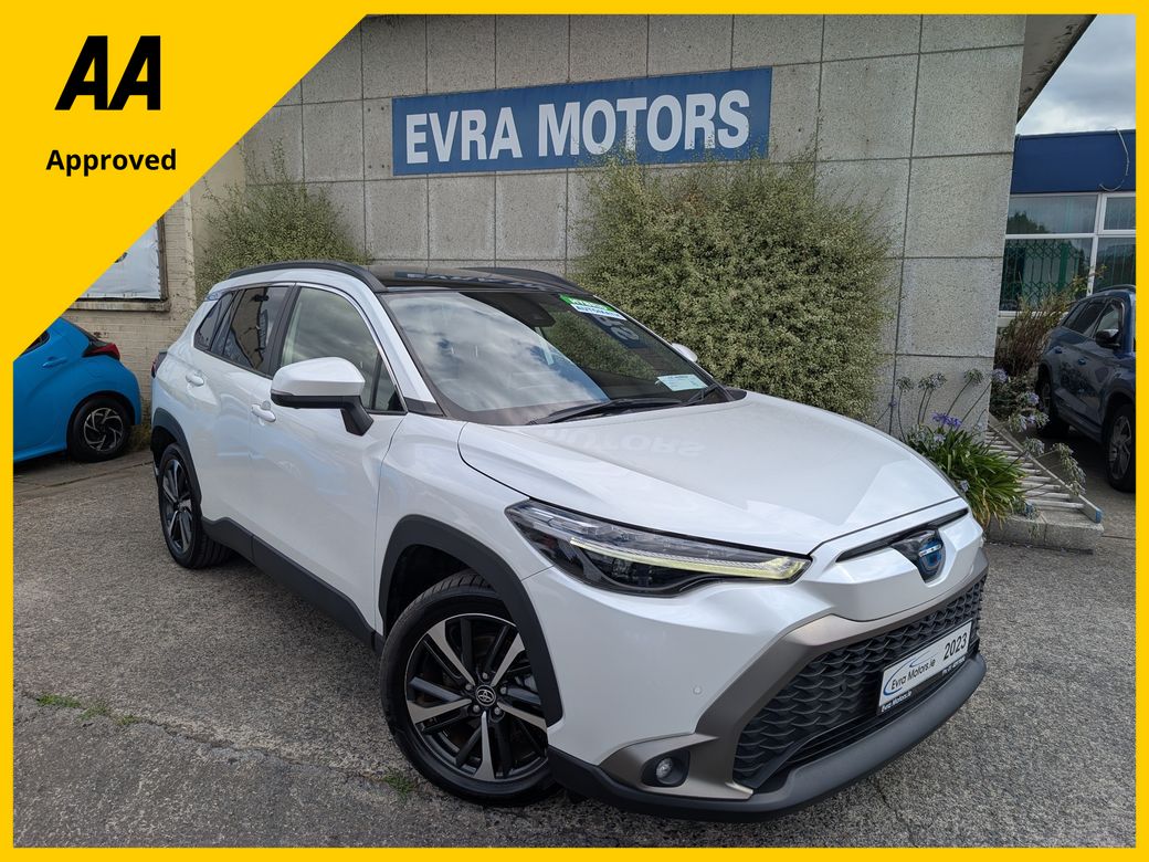 Image for 2023 Toyota Corolla Cross Z 4WD AUTOMATIC HYBRID 1.8 PETROL //HIGH SPEC//PANORAMIC GLASS ROOF//HALF LEATHER HEATED SEATS//REVERSE CAMERA//ADAPTIVE CRUISE CONTROL//KEYLESS ENTRY//