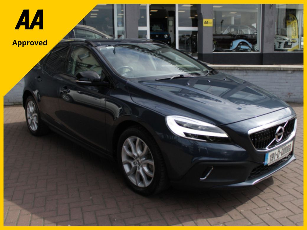 Image for 2019 Volvo V40 D4 2.0 5DR HATCHBACK 