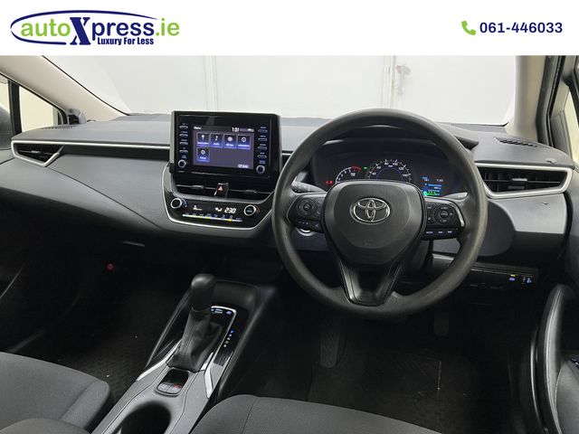 Image for 2020 Toyota Corolla TOURING HYBRID 1.8 Automatic, Reversing camera