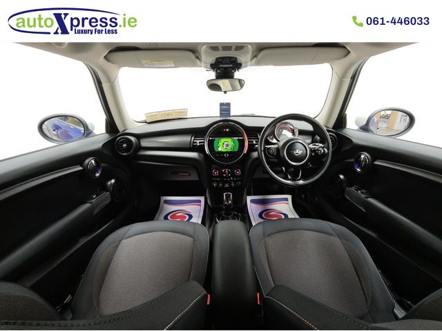 Image for 2020 Mini Cooper 1.5 Automatic, Reversing camera