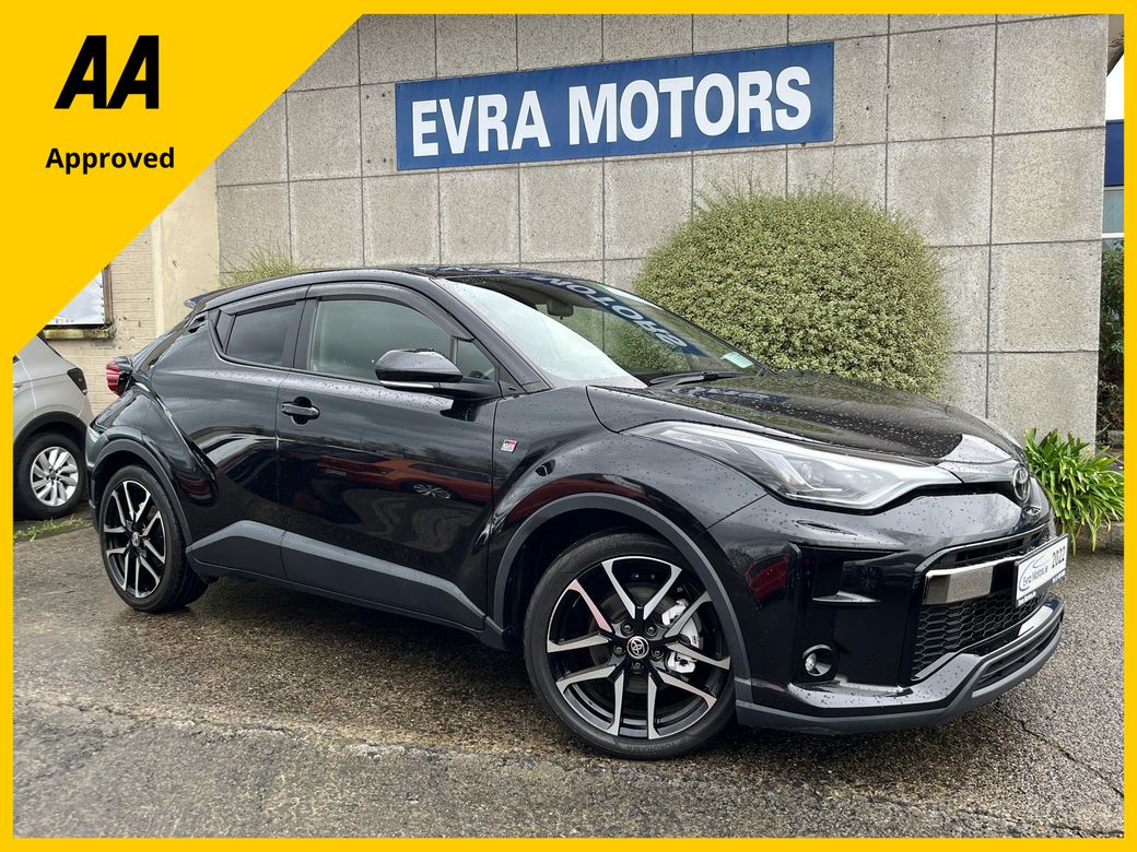 Image for 2022 Toyota C-HR GR AUTOMATIC HYBRID 1.8 PETROL //HIGH SPEC//GR STYLING//ADAPTIVE CRUISE CONTROL//KEYLESS ENTRY//HEATED SEATS//