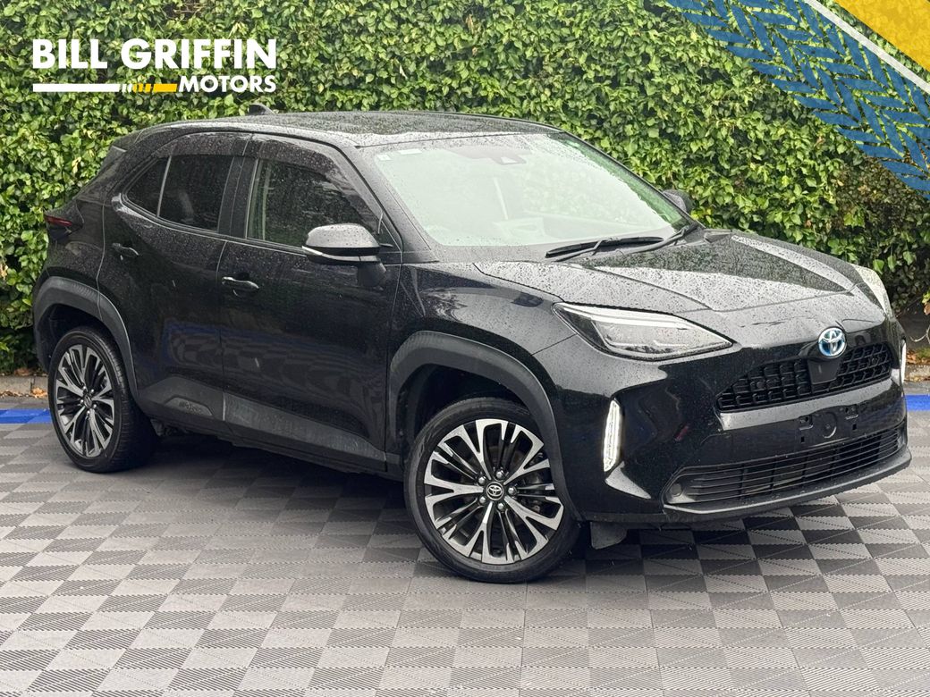 Image for 2021 Toyota Yaris Cross Z PACKAGE 1.5 HYBRID AUTO // HEATED SEATS // REVERSE CAMERA // ADAPTIVE CRUISE CONTROL