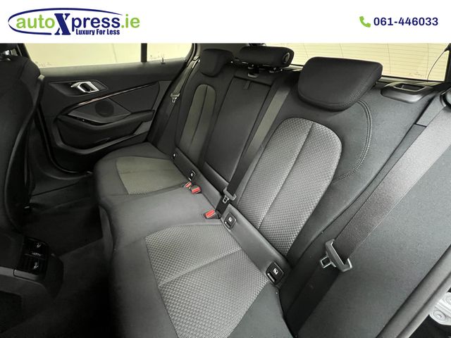 Image for 2021 BMW 1 Series 118D PLAY Automatic, reversing camera