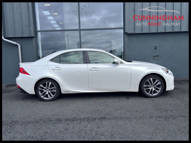 Image for 2018 Lexus IS 300h 2.5 Executive e-cvt