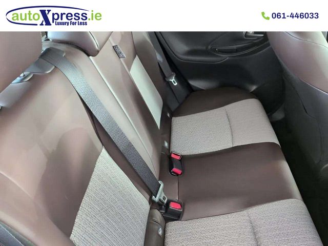 Image for 2024 Toyota Yaris Cross 1.5 HYBRID Z, Ultra Low mileage, Distinctive Two-Tone Interior