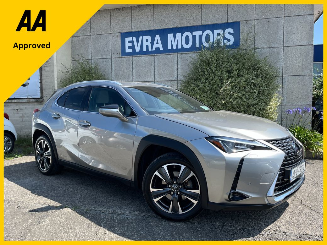 Image for 2019 Lexus UX 250H 250H+ AUTOMATIC HYBRID 2.0 PETROL //FULL LEATHER HEATED SEATS//REVERSE CAMERA//KEYLESS ENTRY//ADAPTIVE CRUISE CONTROL//HEATED STEERING WHEEL//
