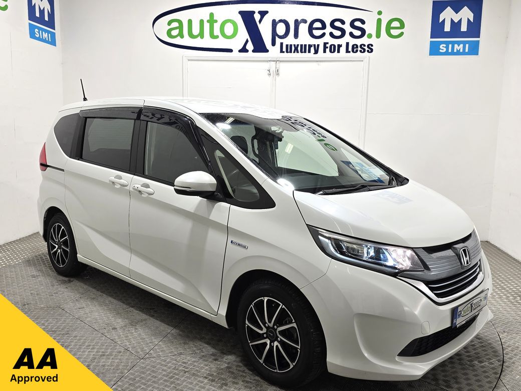 Image for 2016 Honda Freed 7 SEATER 1.5 HYBRID Auto, Reversing camera