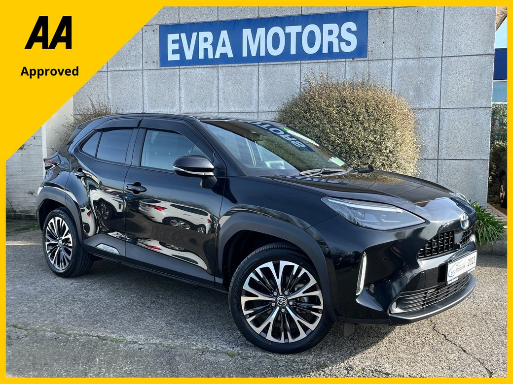 Image for 2023 Toyota Yaris Cross Z HYBRID AUTOMATIC 1.5 PETROL //LOW MILES//HIGH SPEC//HEATED SEATS AND STEERING WHEEL//360 PARKING CAMERAS//KEYLESS ENTRY//ADAPTIVE CRUISE CONTROL//