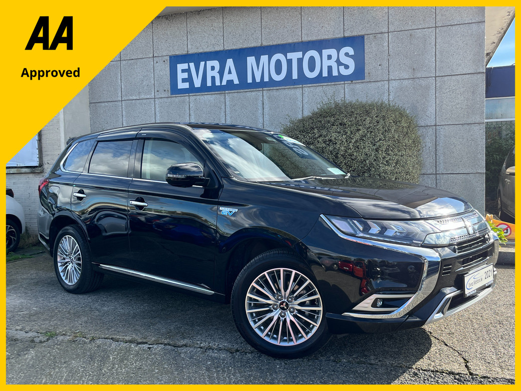 Image for 2021 Mitsubishi Outlander G 4WD PHEV HYBRID AUTOMATIC 2.4 PETROL //HIGH SPEC//LOW MILES//HALF LEATHER HEATED SEATS//HEATED STEERING WHEEL//KEYLESS ENTRY//REVERSE CAMERA//