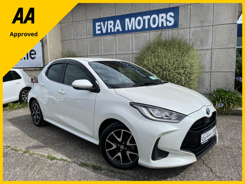 Image for 2020 Toyota Yaris AUTOMATIC HYBRID 1.5 PETROL //HIGH SPEC//HEATED SEATS// 
